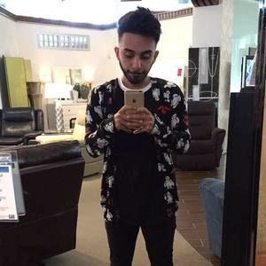 Meet your Posher, Rocco